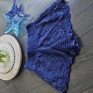 Lauren Conrad navy blue lace shorts